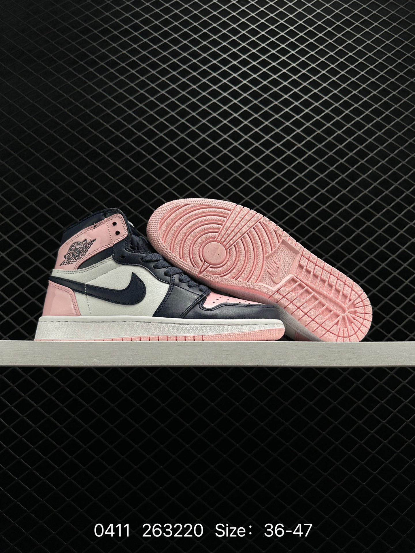 Air Jordan 1 Retro High OG “Dark Mocha”